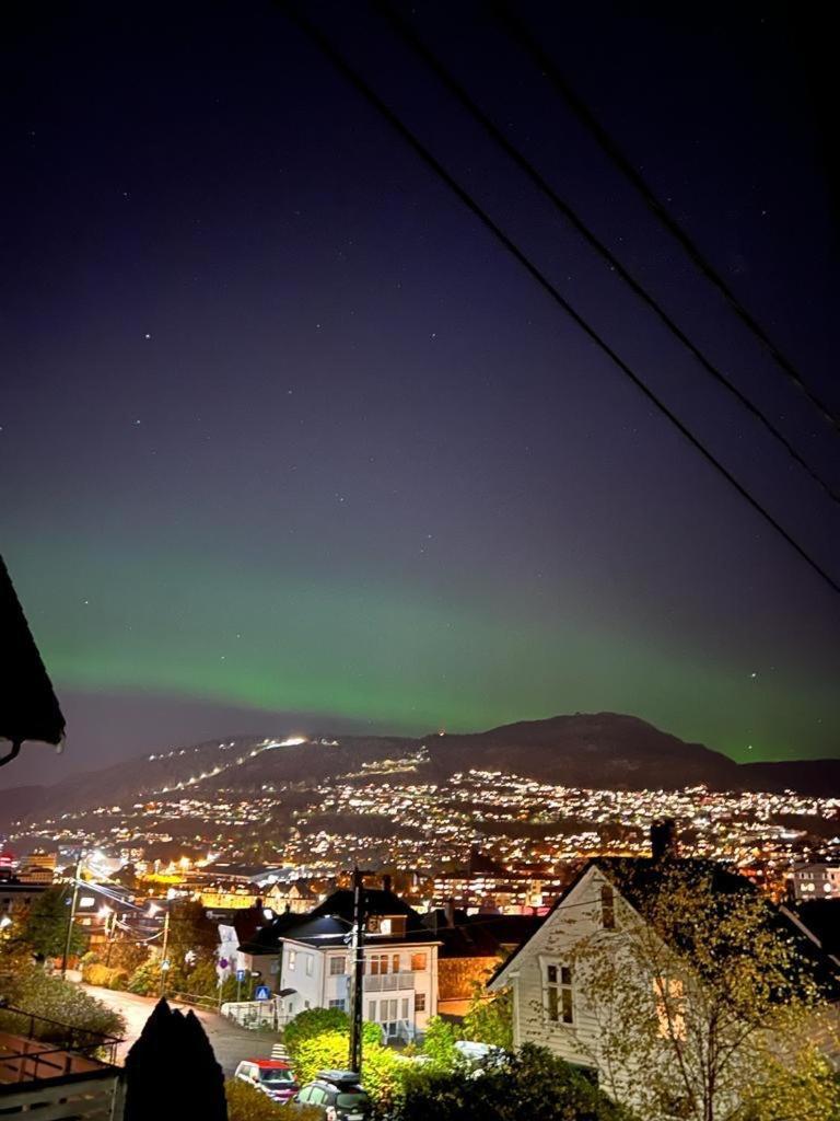 Spacious And Beautiful Apartment In Bergen With Free Parking Exterior photo