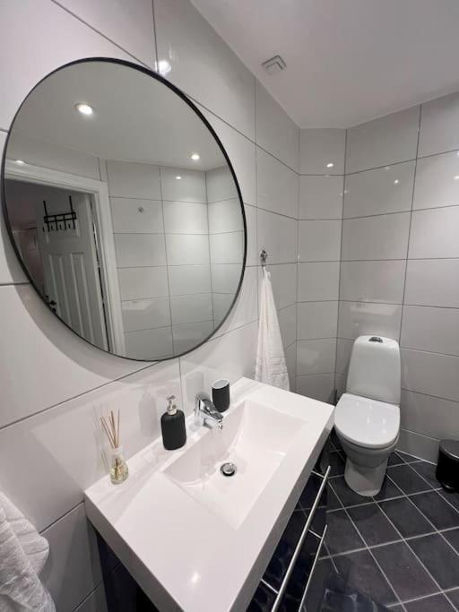 Spacious And Beautiful Apartment In Bergen With Free Parking Exterior photo