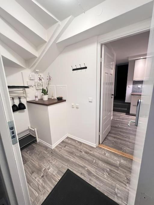 Spacious And Beautiful Apartment In Bergen With Free Parking Exterior photo