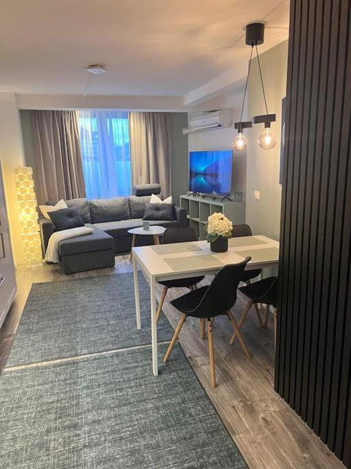 Spacious And Beautiful Apartment In Bergen With Free Parking Exterior photo